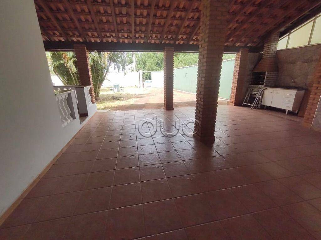 Chácara à venda com 3 quartos, 230m² - Foto 11