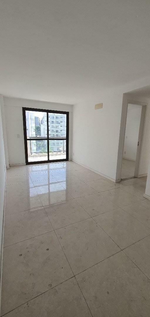 Apartamento à venda e aluguel com 3 quartos, 84m² - Foto 4