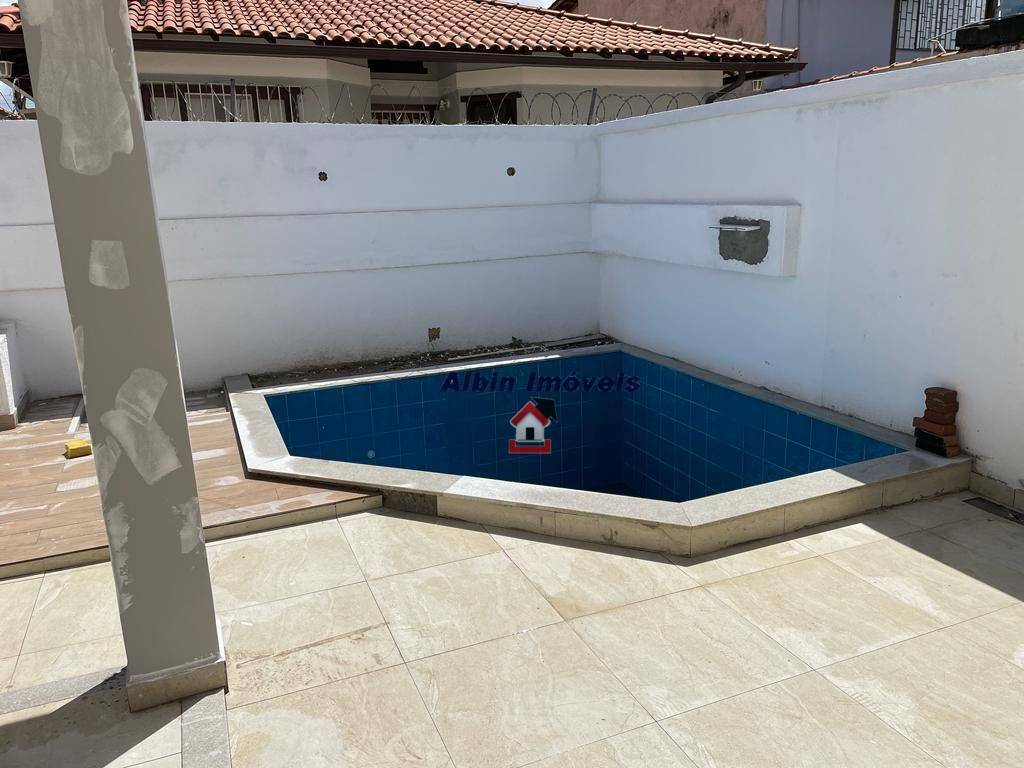 Casa à venda com 4 quartos, 160m² - Foto 26