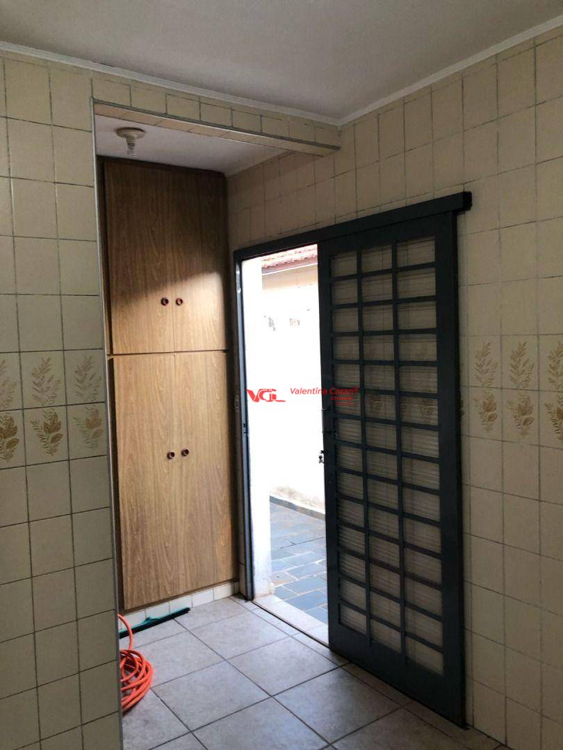 Casa à venda com 3 quartos, 180m² - Foto 19