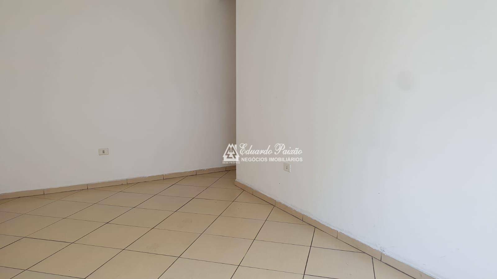 Apartamento para alugar com 1 quarto, 50m² - Foto 4