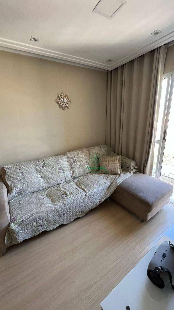 Apartamento à venda com 2 quartos, 67m² - Foto 3