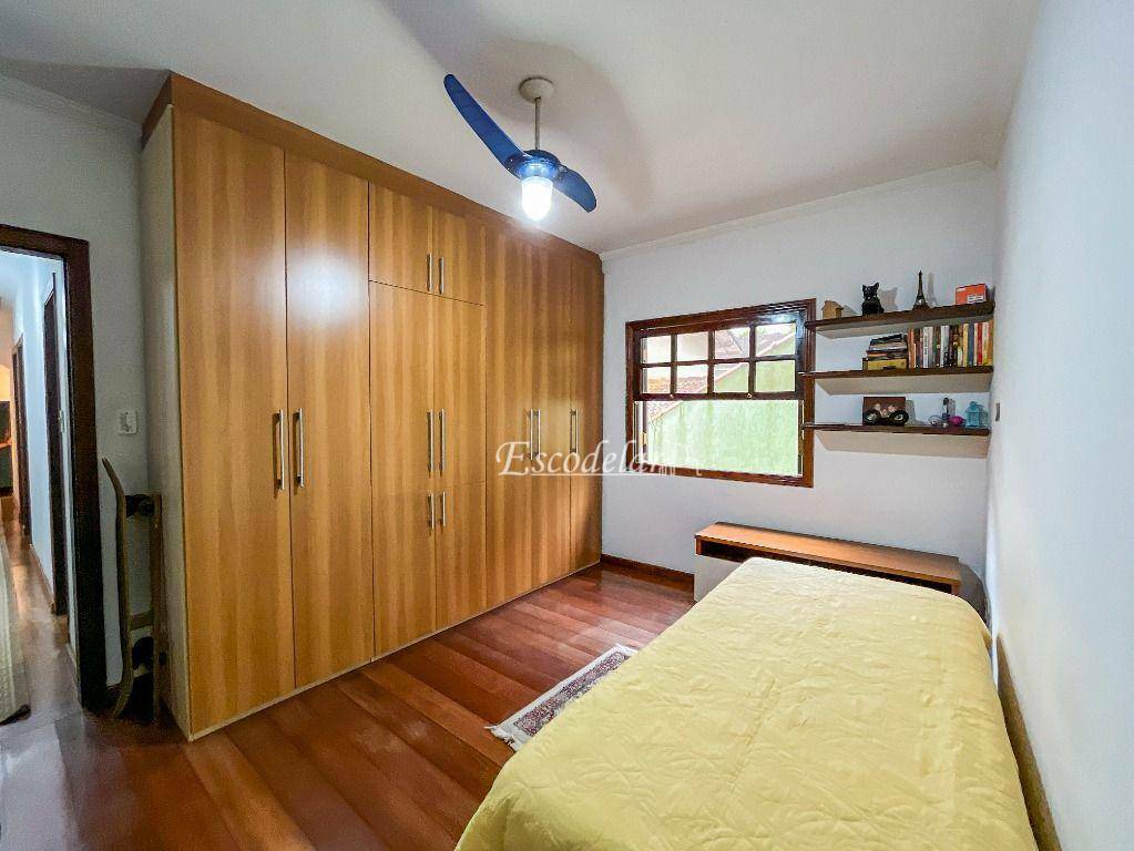 Sobrado à venda com 4 quartos, 256m² - Foto 27