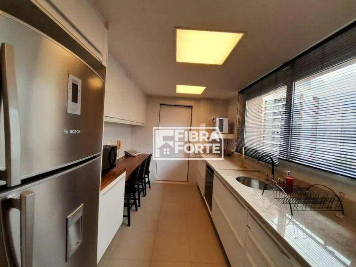 Apartamento à venda com 2 quartos, 150m² - Foto 6