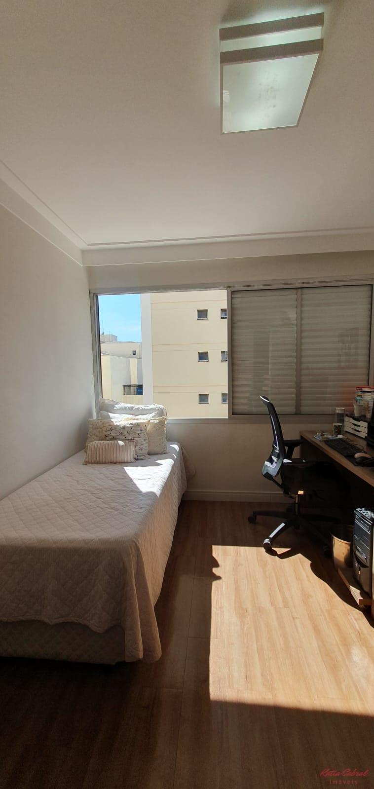 Apartamento à venda com 2 quartos, 75m² - Foto 22