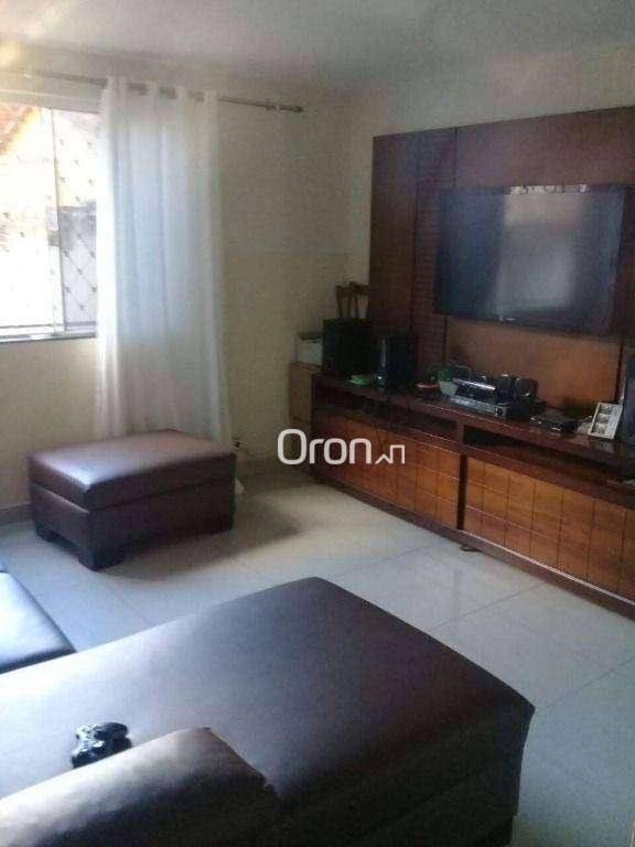 Apartamento à venda com 3 quartos, 93m² - Foto 2