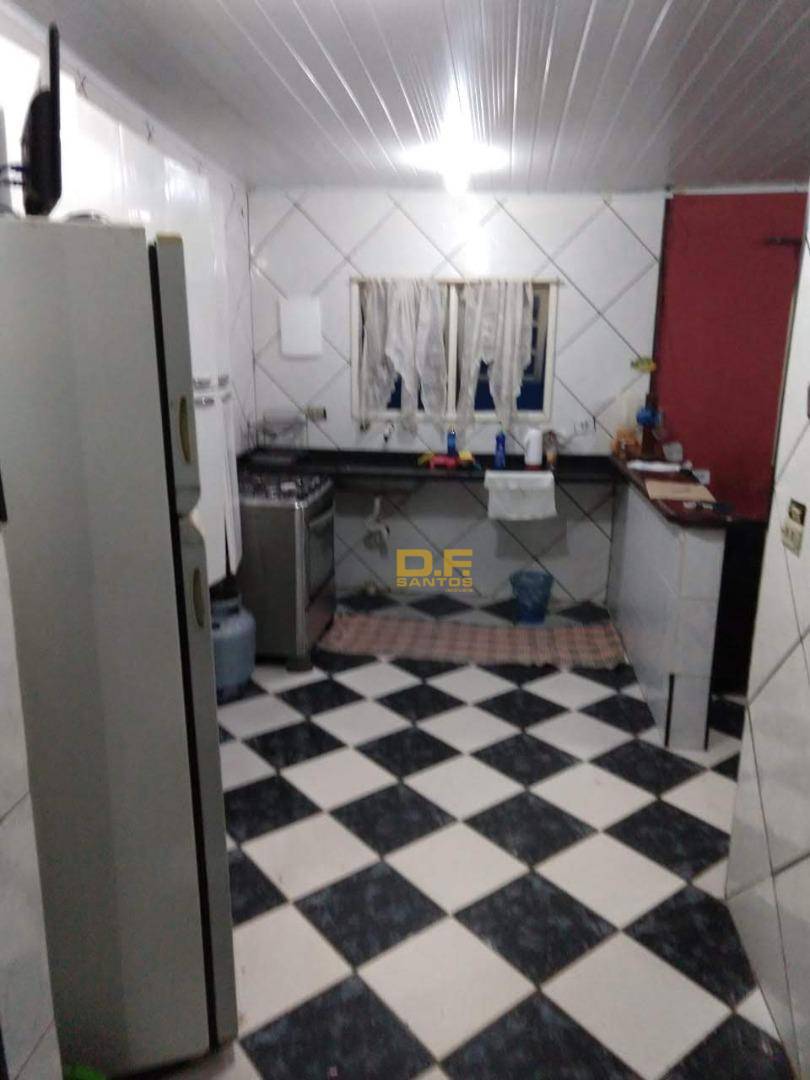 Sobrado à venda com 3 quartos, 200m² - Foto 3