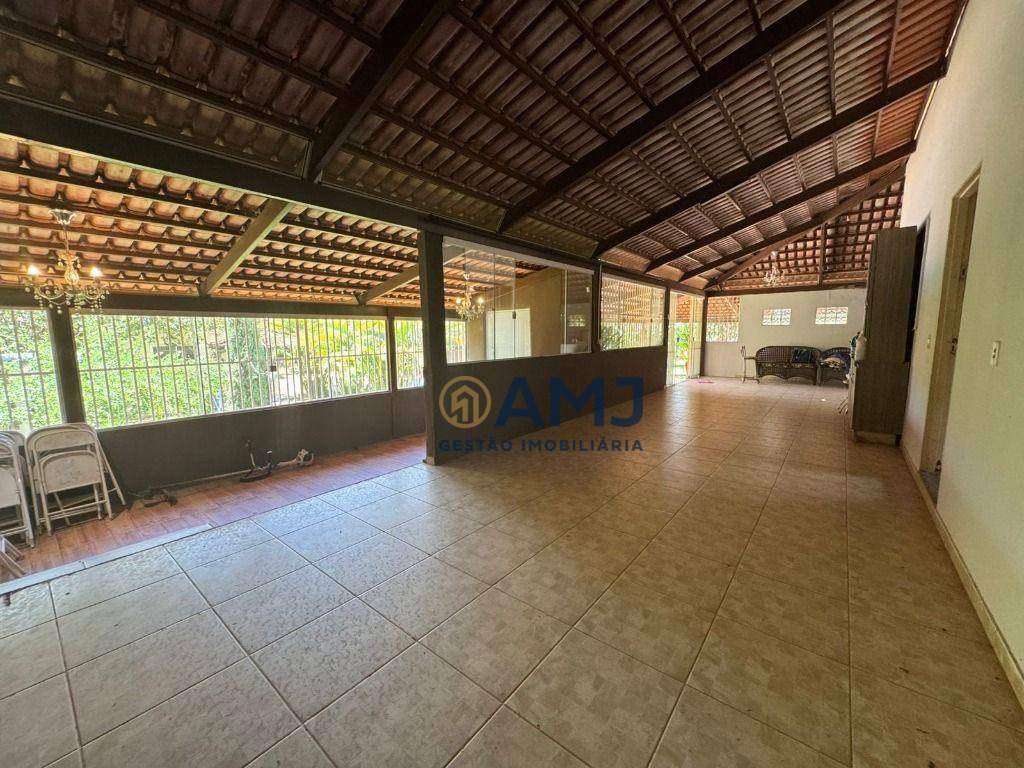 Chácara à venda com 4 quartos, 450m² - Foto 12