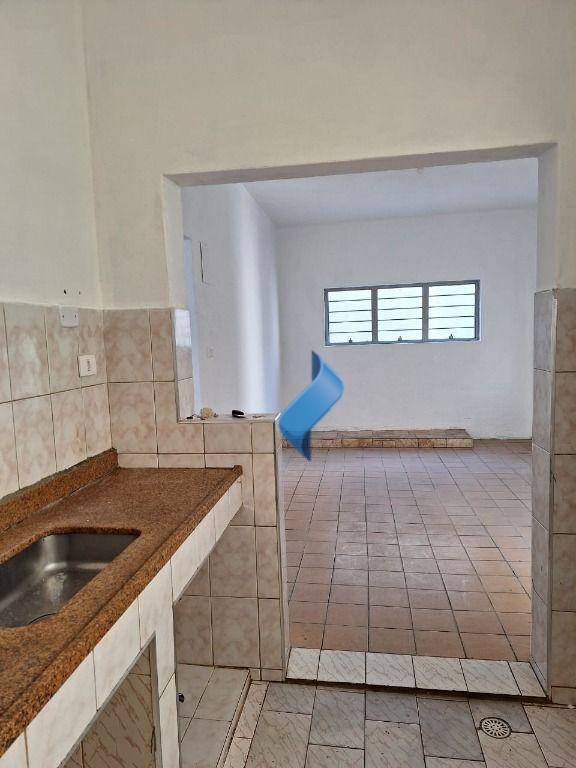 Casa à venda com 5 quartos, 241m² - Foto 22