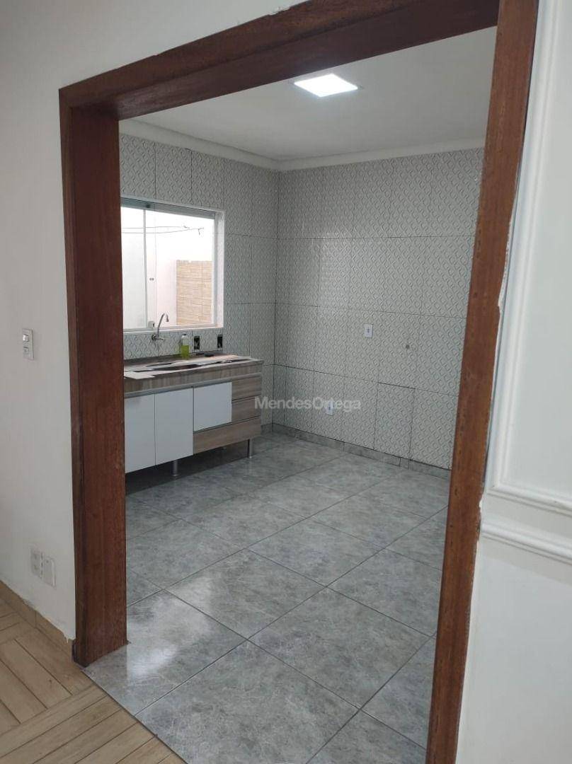 Casa à venda com 4 quartos, 185m² - Foto 5