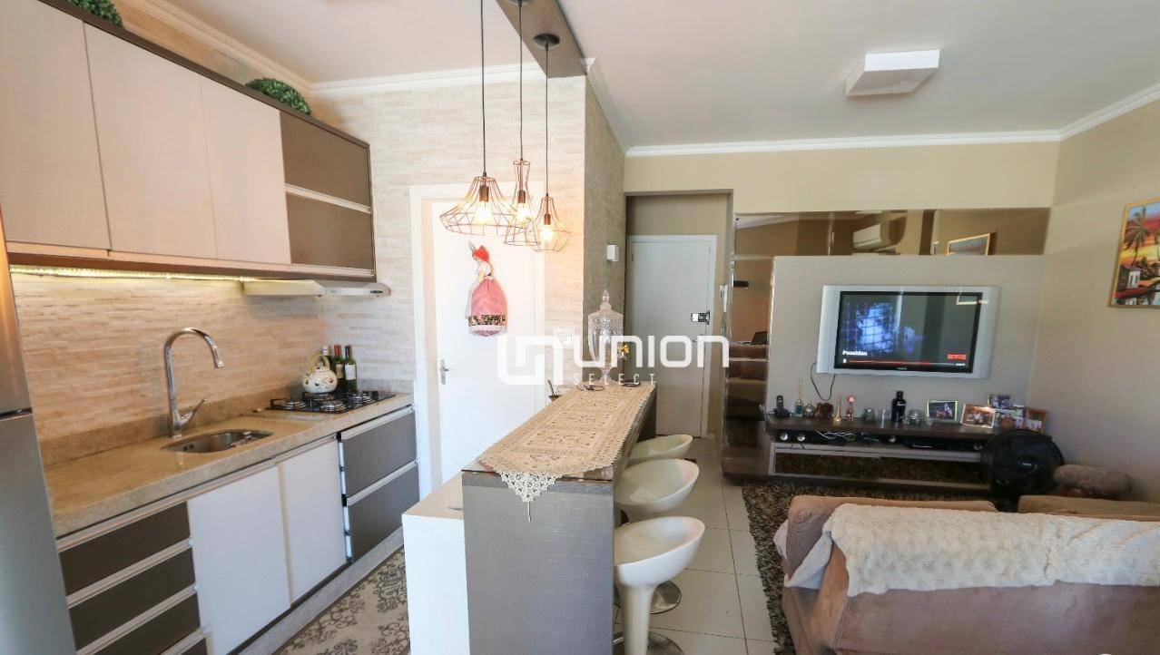 Apartamento à venda com 2 quartos, 68m² - Foto 4