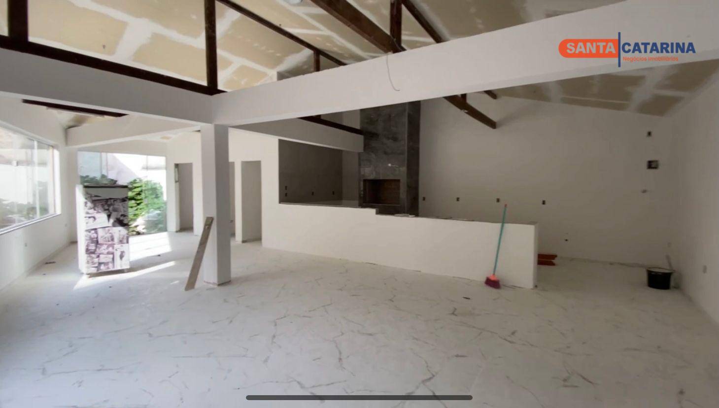 Casa de Condomínio à venda com 4 quartos, 166m² - Foto 5