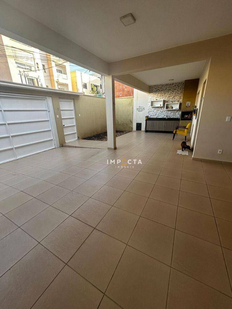 Casa à venda com 3 quartos, 148m² - Foto 13