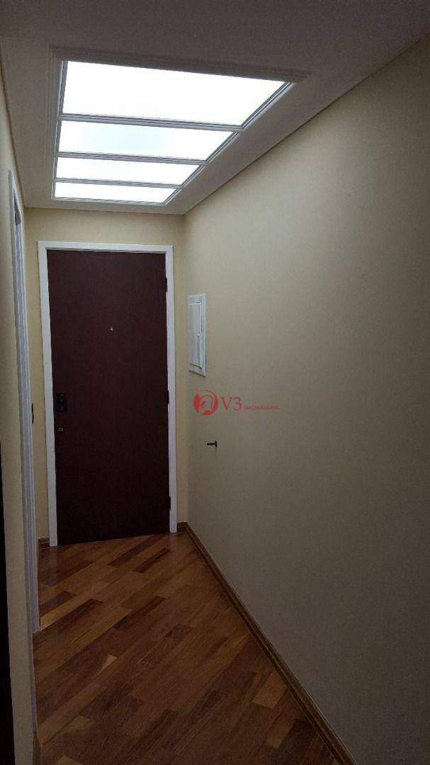 Apartamento para alugar com 3 quartos, 100m² - Foto 11