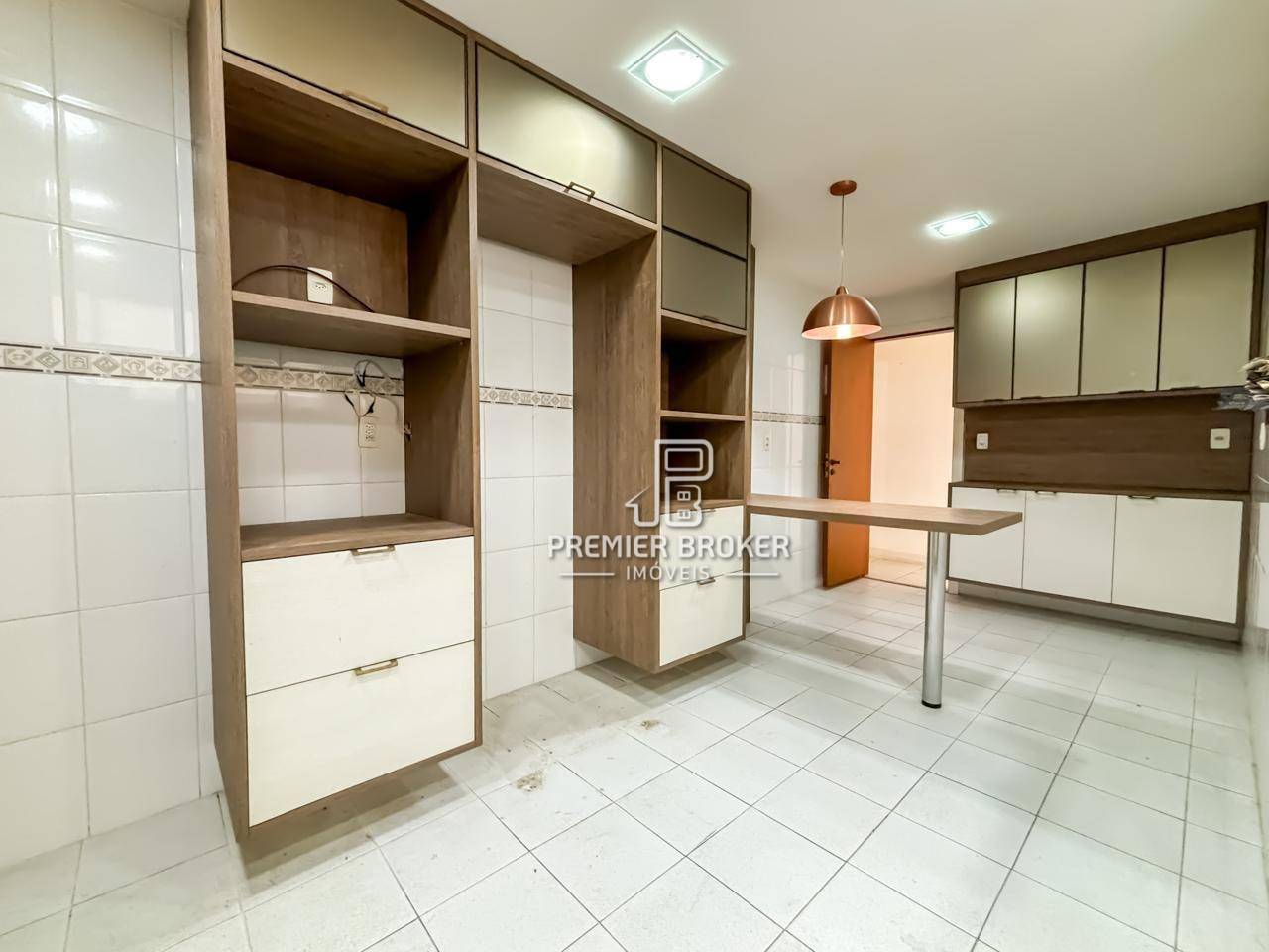 Apartamento para alugar com 2 quartos, 113m² - Foto 5