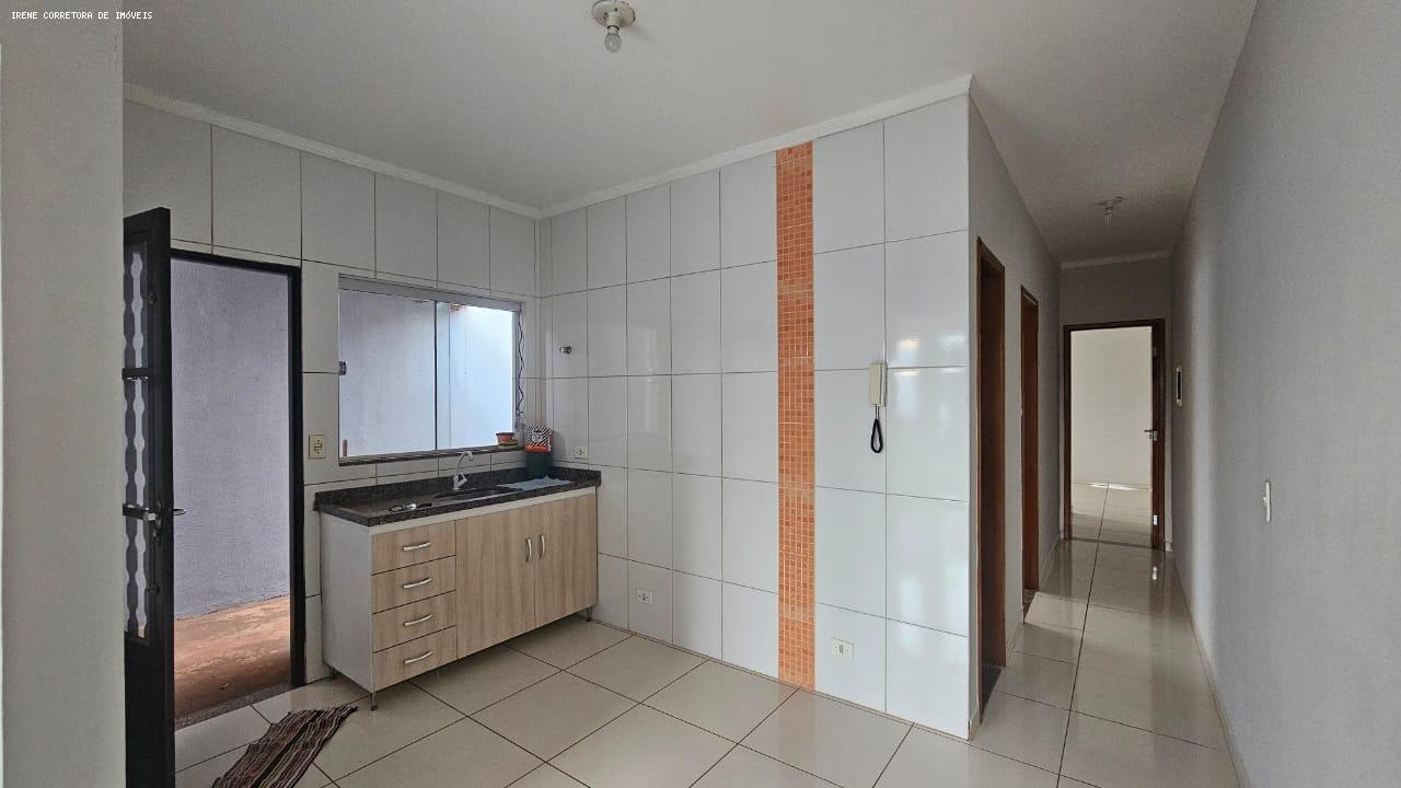 Casa à venda com 2 quartos, 125m² - Foto 10