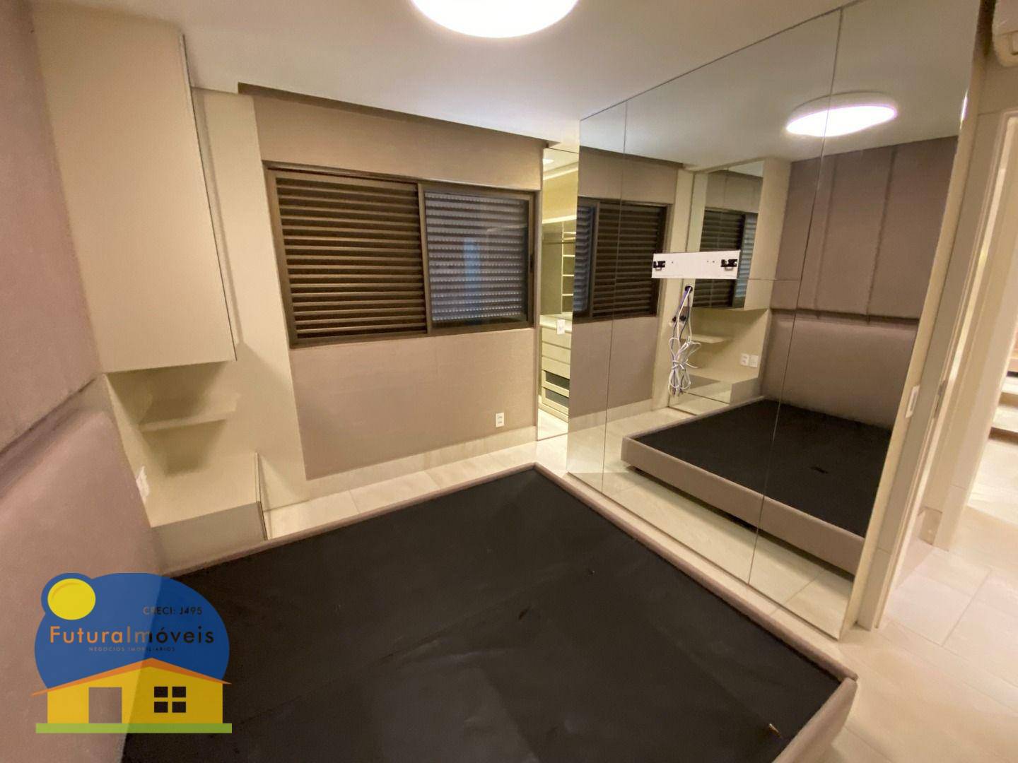 Apartamento à venda com 3 quartos, 110m² - Foto 17