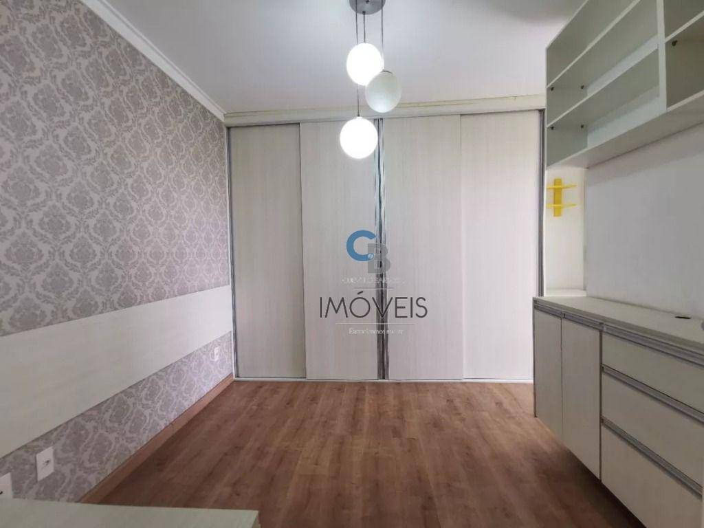 Apartamento à venda com 2 quartos, 65m² - Foto 4