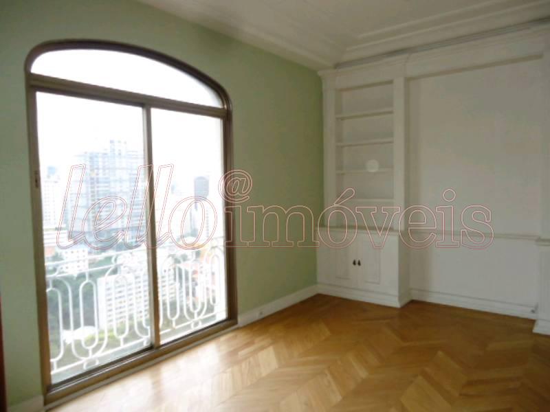 Apartamento para alugar com 3 quartos, 380m² - Foto 6