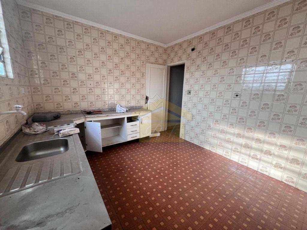 Sobrado à venda com 3 quartos, 138m² - Foto 3