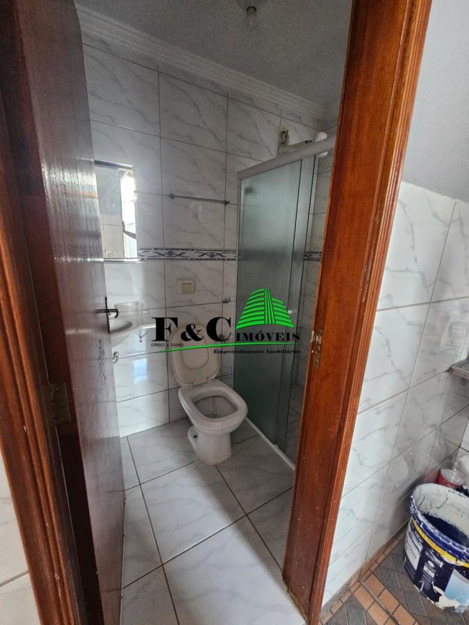 Casa à venda com 2 quartos, 140m² - Foto 16