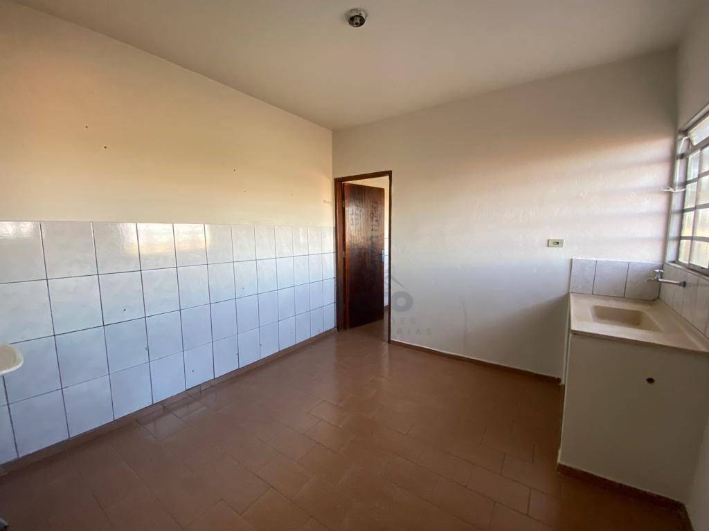 Casa à venda com 6 quartos, 179M2 - Foto 13