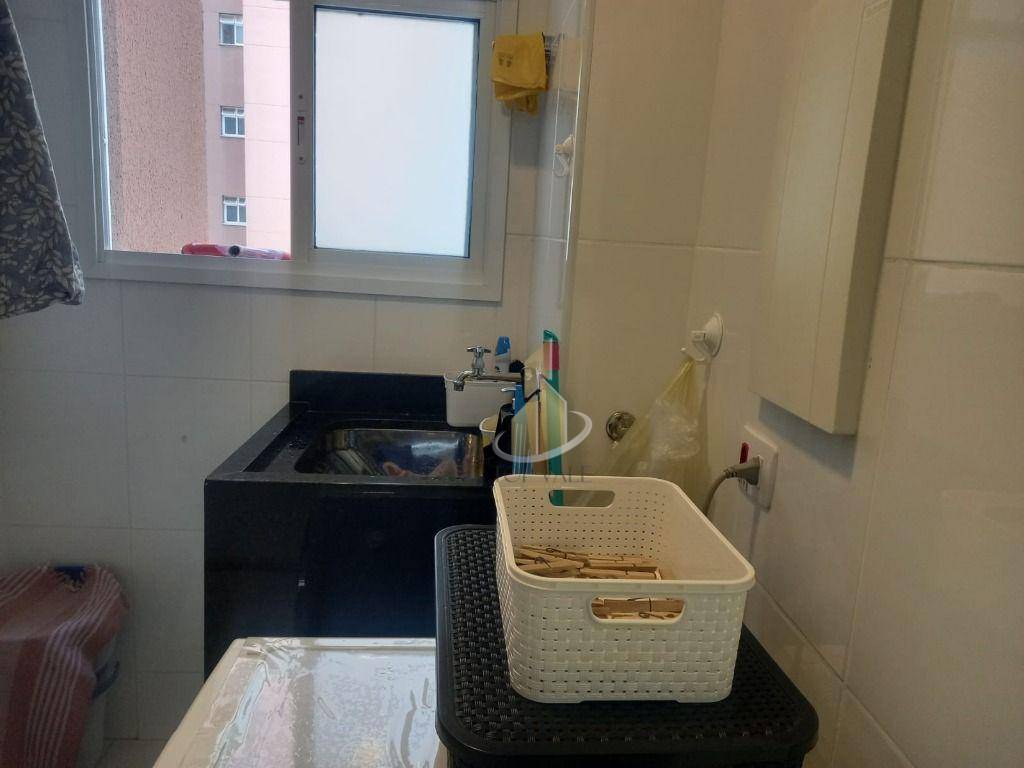 Apartamento para alugar com 2 quartos, 75m² - Foto 11