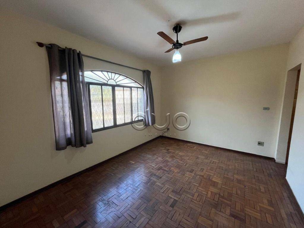 Casa à venda com 3 quartos, 157m² - Foto 7