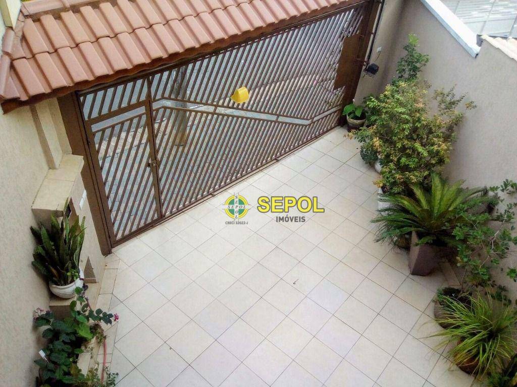 Sobrado à venda com 4 quartos, 180m² - Foto 1