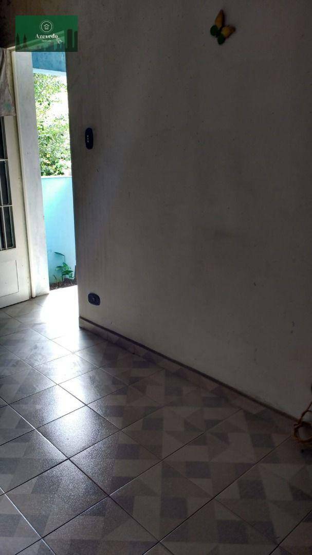 Casa à venda com 3 quartos, 200M2 - Foto 2