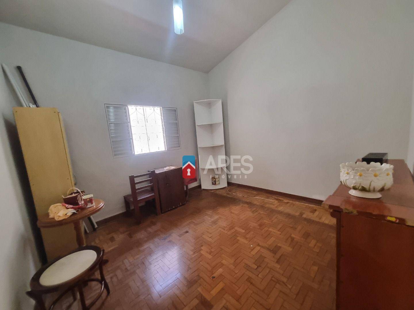 Casa à venda com 3 quartos, 164m² - Foto 8