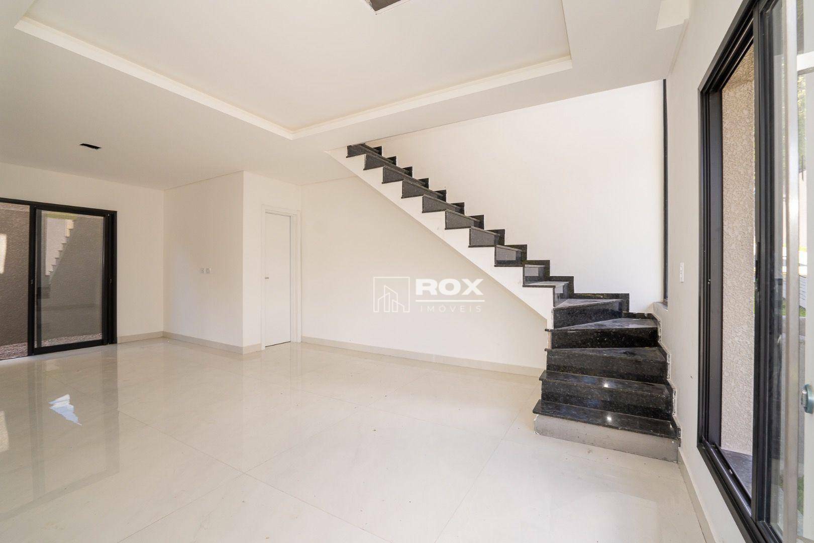 Sobrado à venda com 3 quartos, 120m² - Foto 2