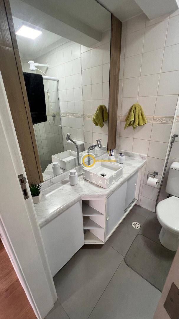 Apartamento à venda com 2 quartos, 60m² - Foto 27