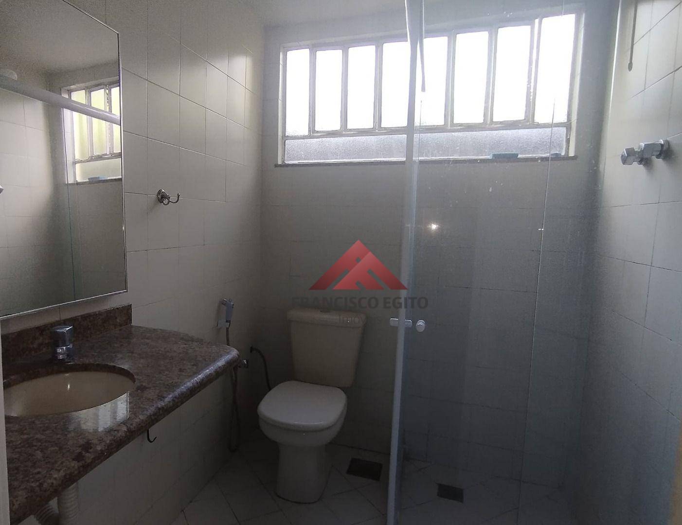 Casa à venda e aluguel com 2 quartos, 120m² - Foto 12