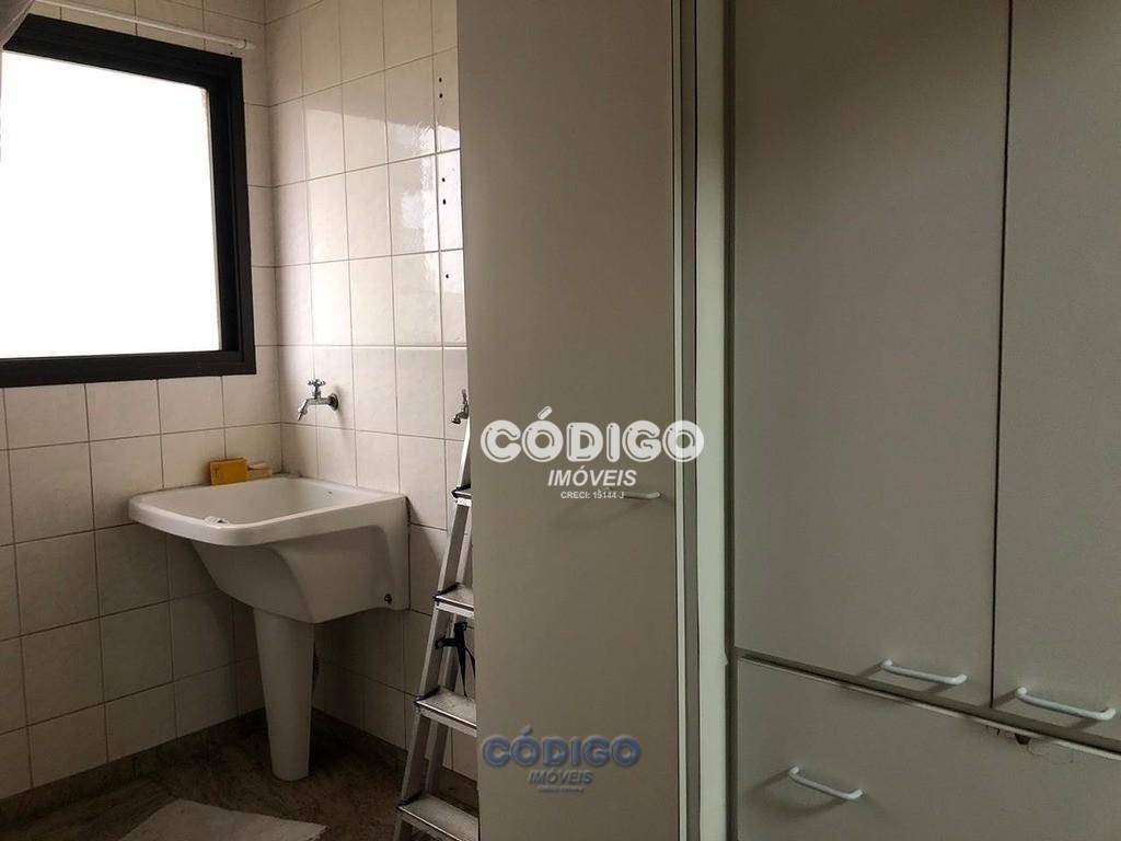 Apartamento à venda com 3 quartos, 146m² - Foto 23