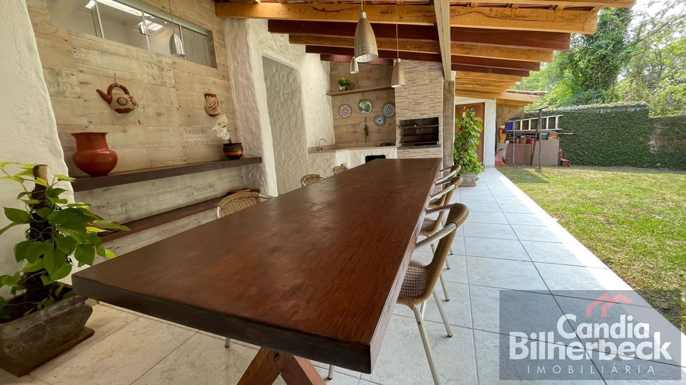 Casa à venda com 4 quartos, 434m² - Foto 5