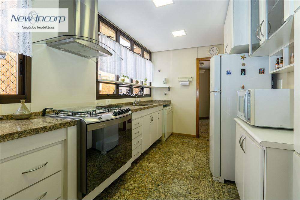 Apartamento à venda com 4 quartos, 200m² - Foto 13