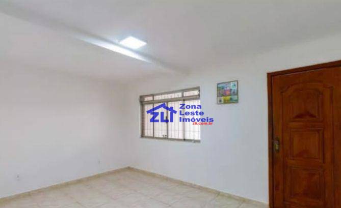 Casa à venda com 2 quartos, 110m² - Foto 2