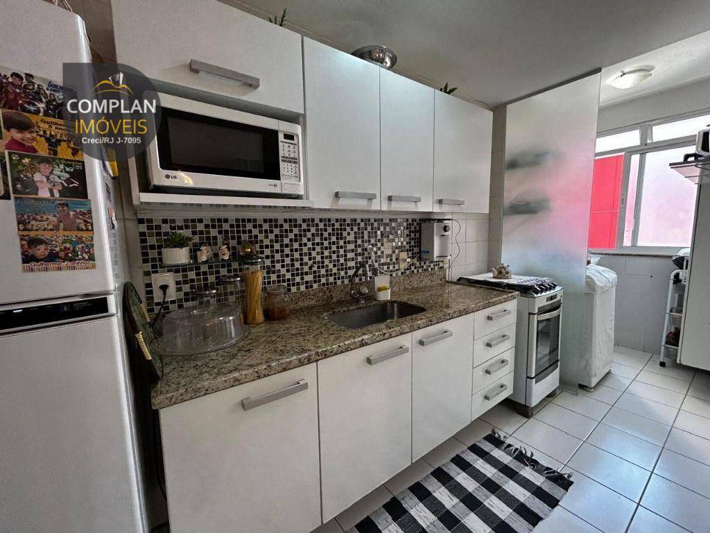 Apartamento à venda com 2 quartos, 69m² - Foto 5