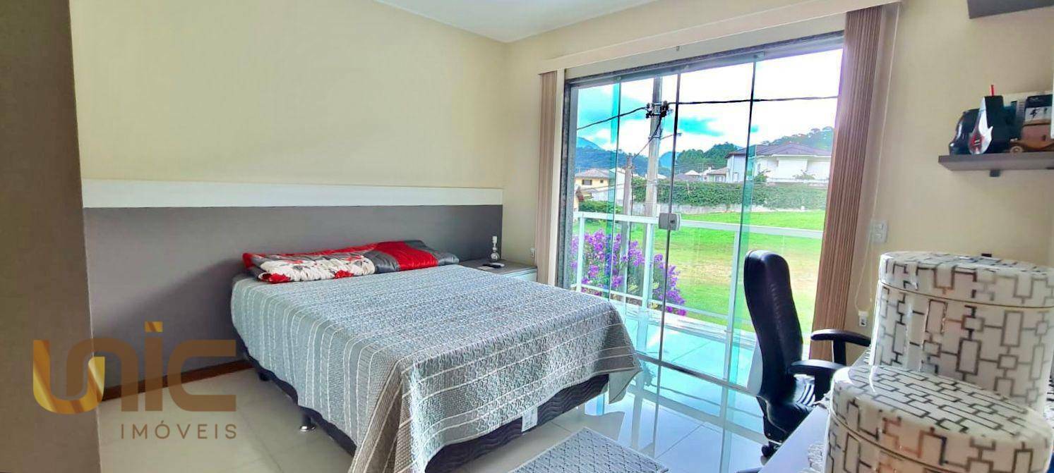 Casa de Condomínio à venda com 4 quartos, 176m² - Foto 9