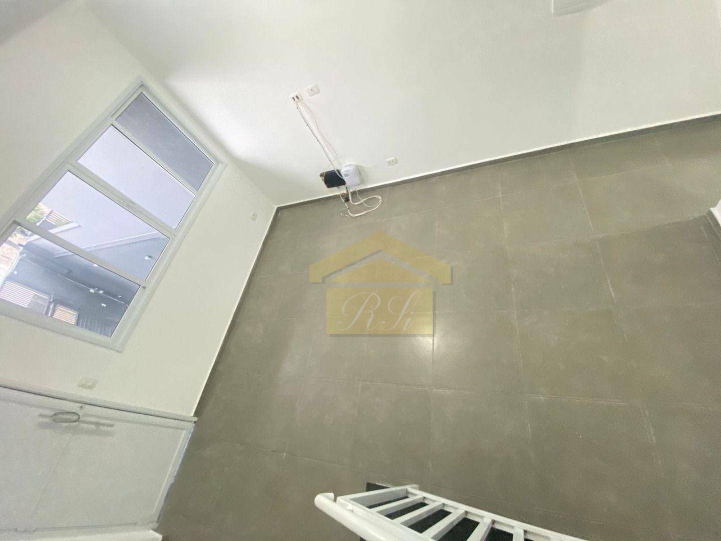 Casa à venda com 2 quartos, 80m² - Foto 10