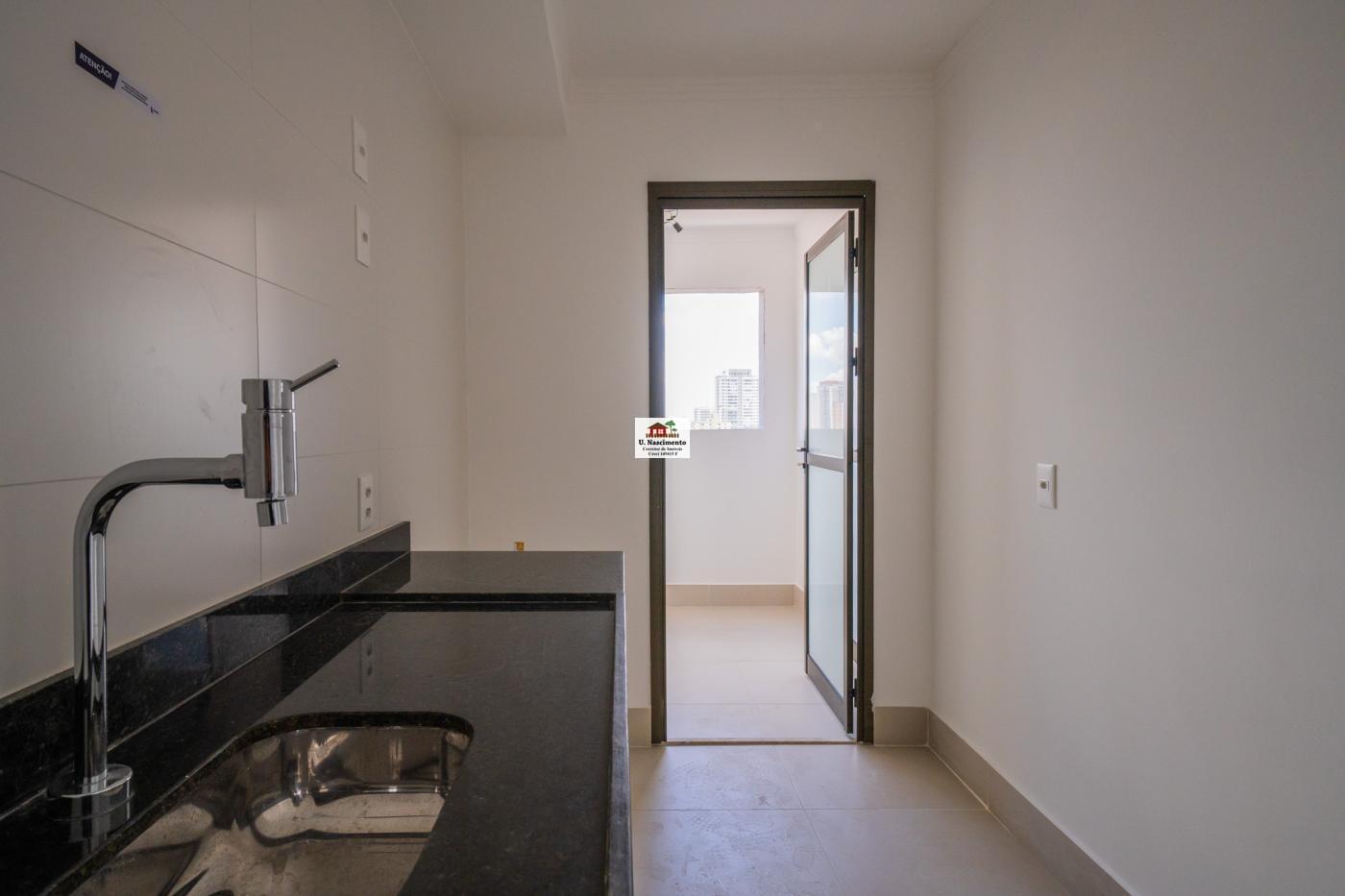 Apartamento à venda com 2 quartos, 67m² - Foto 11