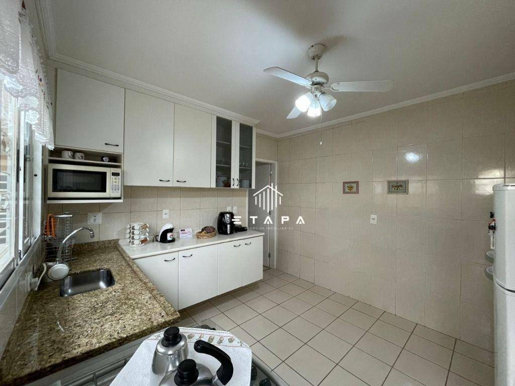 Casa à venda com 3 quartos, 170m² - Foto 6