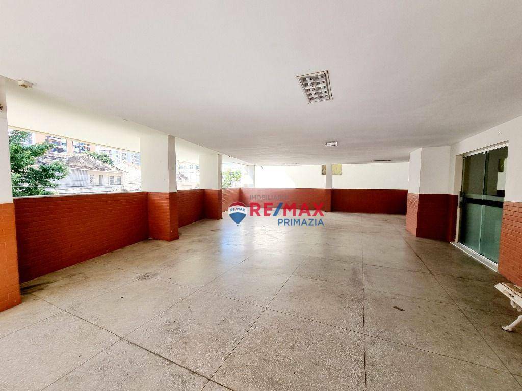 Apartamento à venda com 2 quartos, 86m² - Foto 40