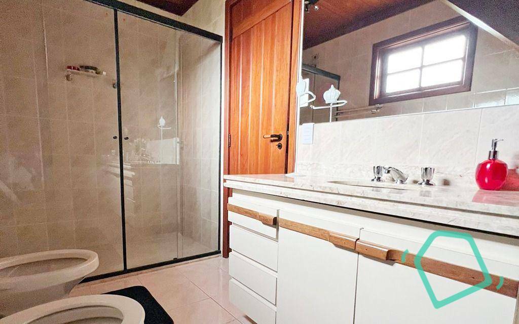 Casa de Condomínio à venda com 4 quartos, 200m² - Foto 10