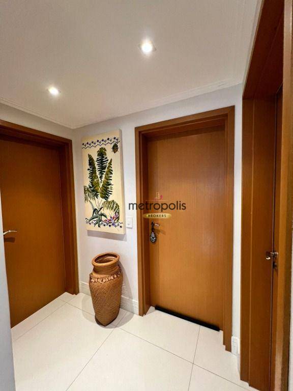 Apartamento para alugar com 3 quartos, 118m² - Foto 18