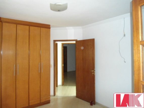 Casa à venda e aluguel com 3 quartos, 214m² - Foto 14