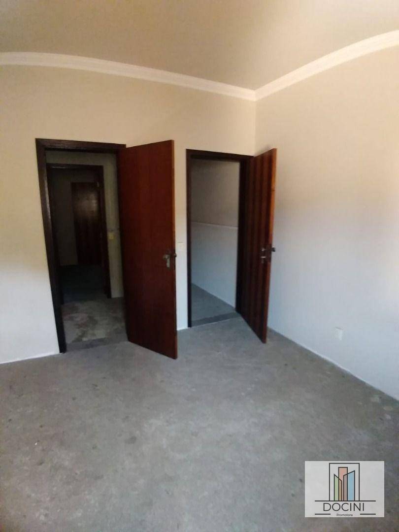 Sobrado à venda com 4 quartos, 260M2 - Foto 34