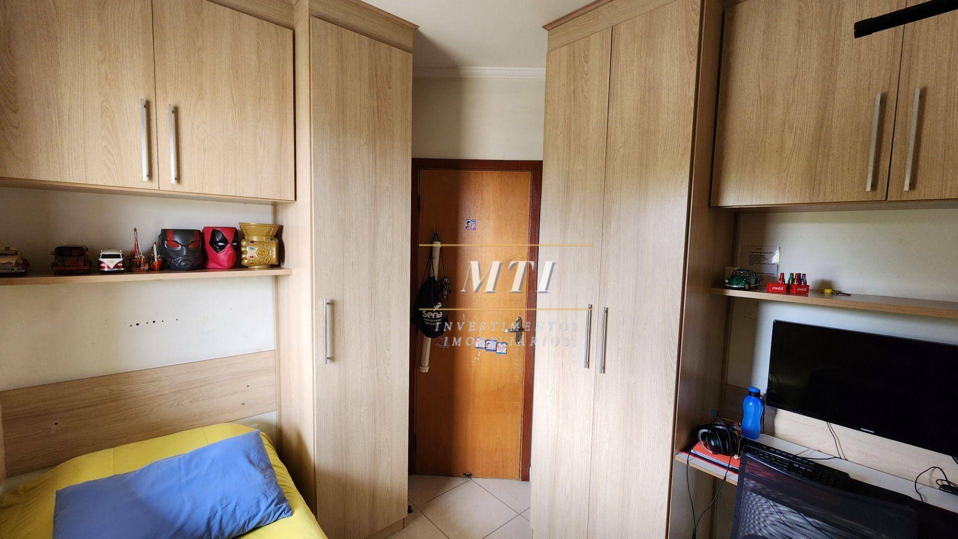 Apartamento à venda com 3 quartos, 105m² - Foto 18