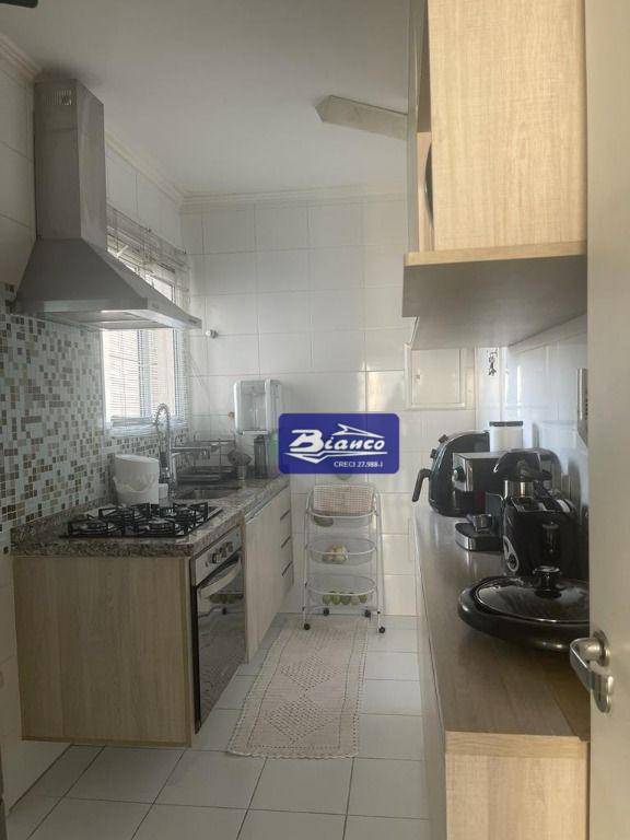 Apartamento à venda com 3 quartos, 87m² - Foto 20